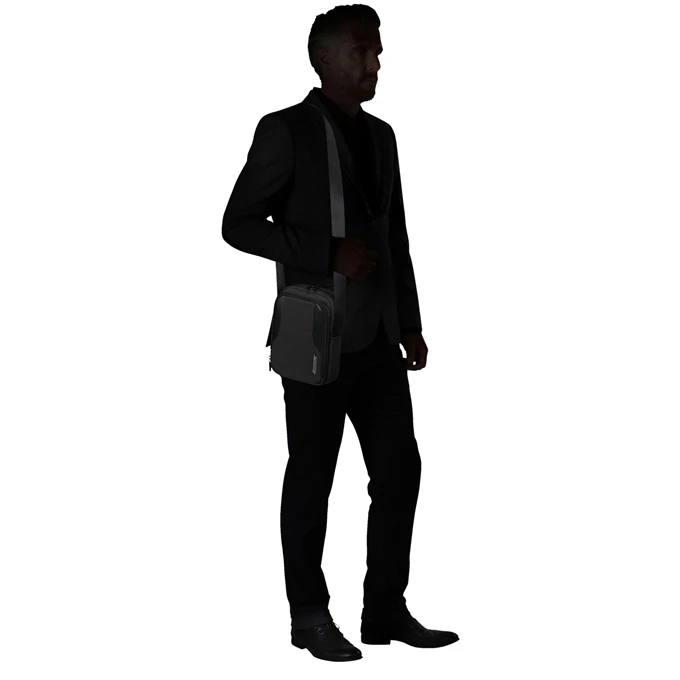 Samsonite XBR 2.0 Crossover M 9.7" Black - Image 2